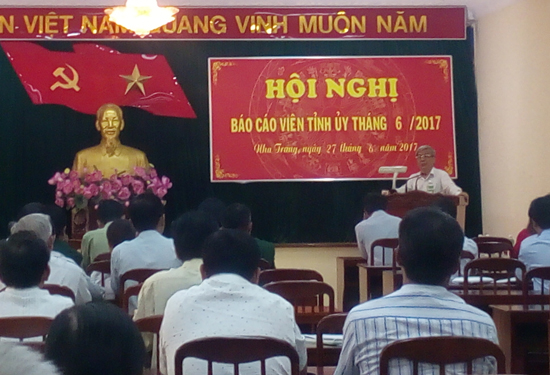 Hội nghị Báo cáo viên Tỉnh ủy tháng 6/2017