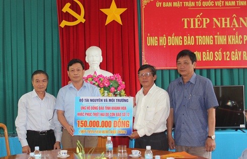 Bộ Tài nguyên và Môi trường: Ủng hộ nhân dân Khánh Hòa 150 triệu đồng