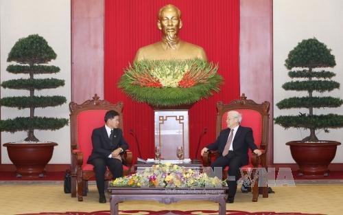 Tổng Bí thư tiếp Bí thư-Đô trưởng Thủ đô Vientiane, Lào