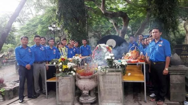 CAM LÂM: Về nguồn với chủ đề "Tiếp lửa truyền thống" tại huyện Côn Đảo, tỉnh Bà Rịa Vũng Tàu