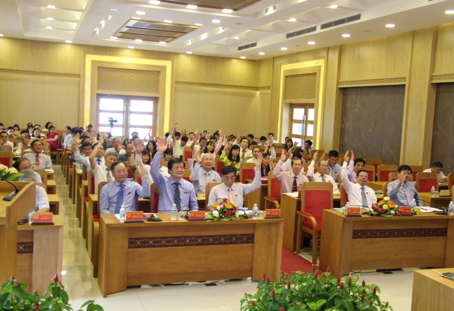 Bế mạc kỳ họp thứ 7 HĐND tỉnh Khánh Hòa khóa VI