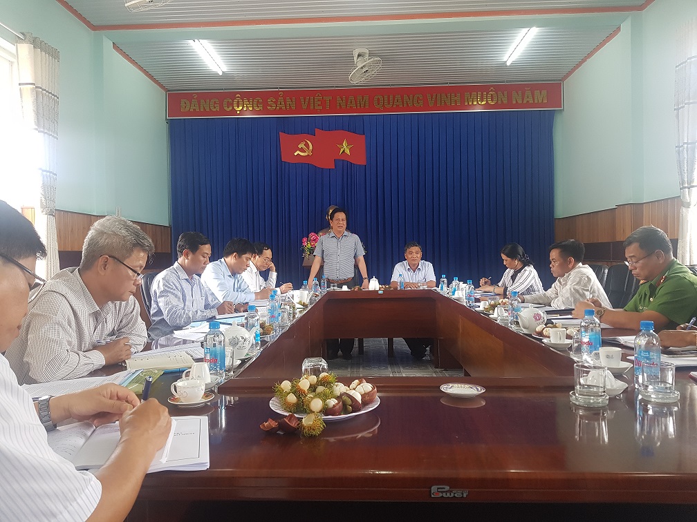 Kiểm tra công tác tuyên truyền miệng, hoạt động báo cáo viên tại Huyện ủy Khánh Sơn