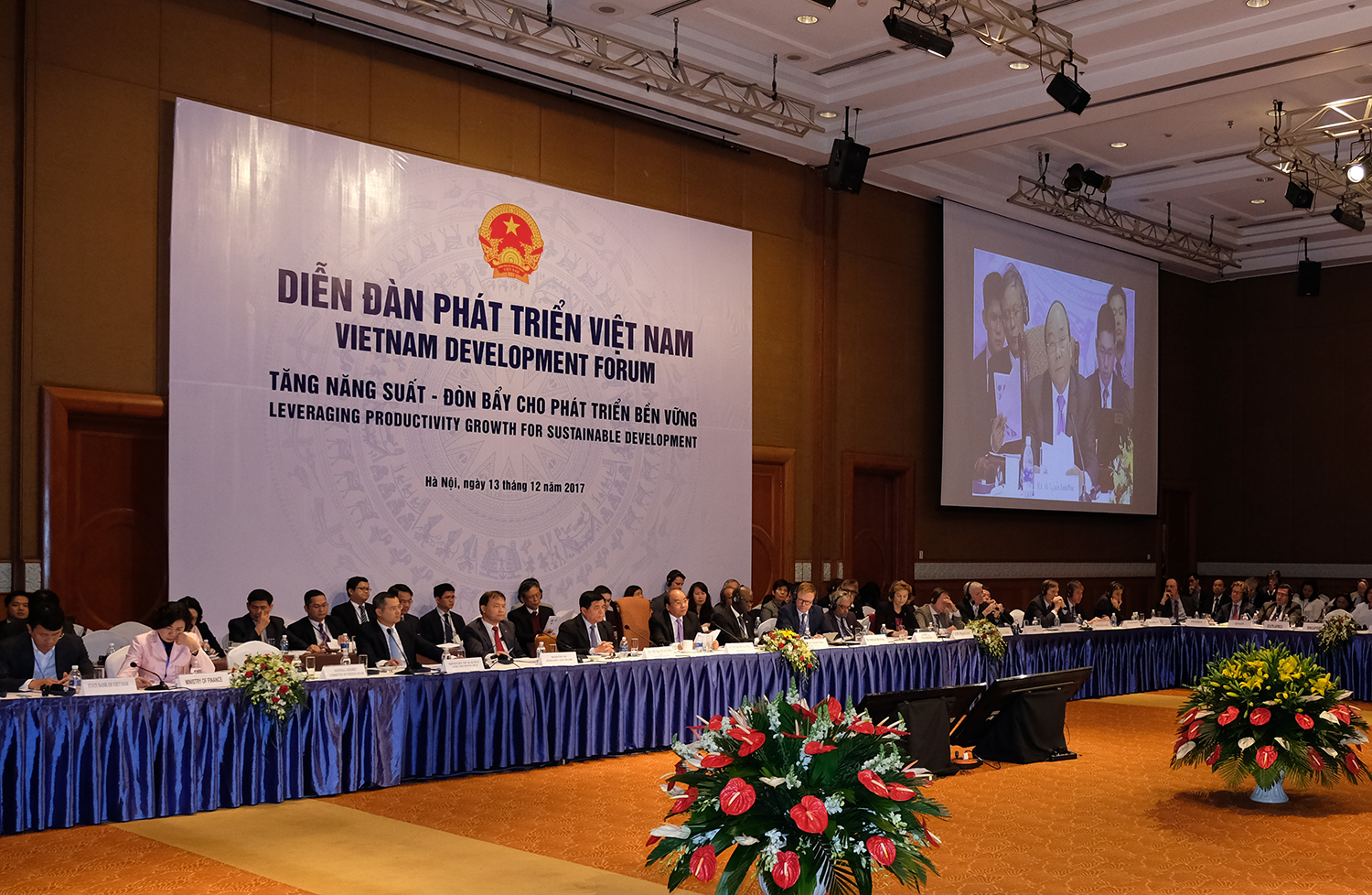 Diễn đàn Phát triển Việt Nam 2017: “Tăng năng suất – đòn bẩy cho phát triển bền vững”