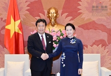 Chủ tịch Quốc hội Nguyễn Thị Kim Ngân tiếp Phó Tổng thư ký Thường trực Đảng Dân tiến Nhật Bản Yukio Edano