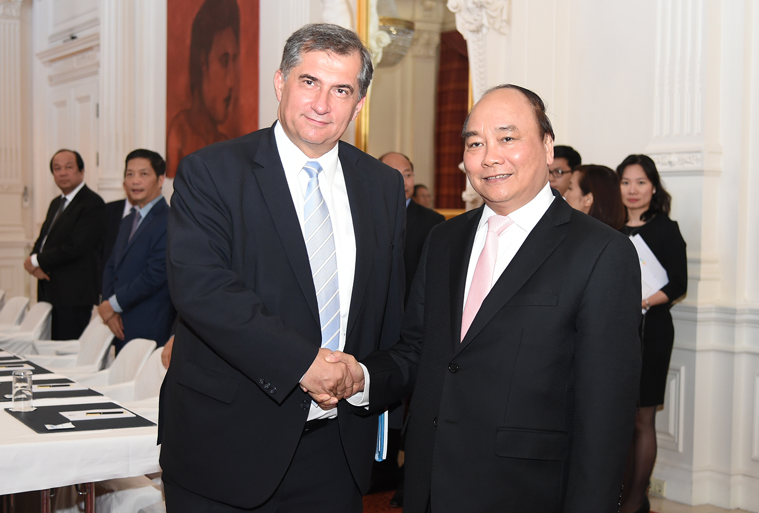 Thủ tướng Nguyễn Xuân Phúc tiếp lãnh đạo một số Hiệp hội và Tập đoàn kinh tế Hà Lan
