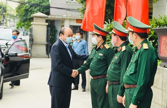 Thủ tướng Nguyễn Xuân Phúc: Quân đội là trụ cột của quốc gia, đi đầu trong khắc phục thiên tai, dịch bệnh