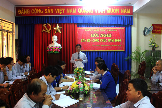Ban Tuyên giáo Tỉnh ủy tổ chức Hội nghị cán bộ, công chức năm 2016