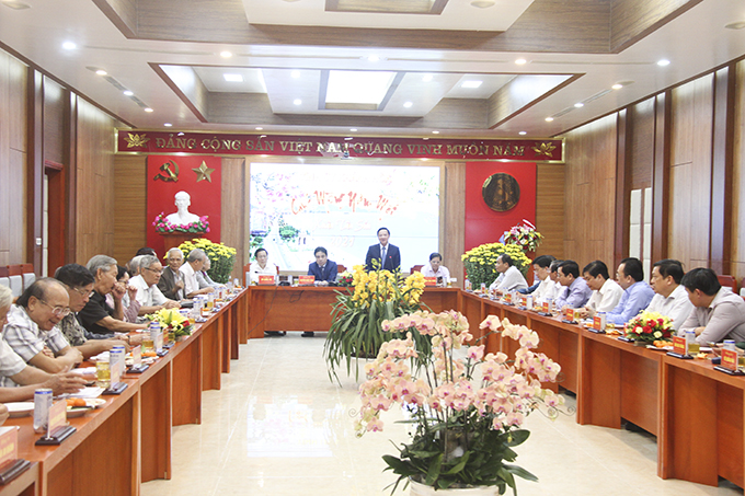 Ban Thường vụ Tỉnh ủy gặp mặt các vị nguyên lãnh đạo tỉnh