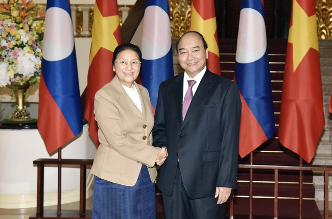Thủ tướng Nguyễn Xuân Phúc tiếp Chủ tịch Quốc hội Lào; Giám đốc Cơ quan Phát triển tài chính quốc tế Hoa Kỳ