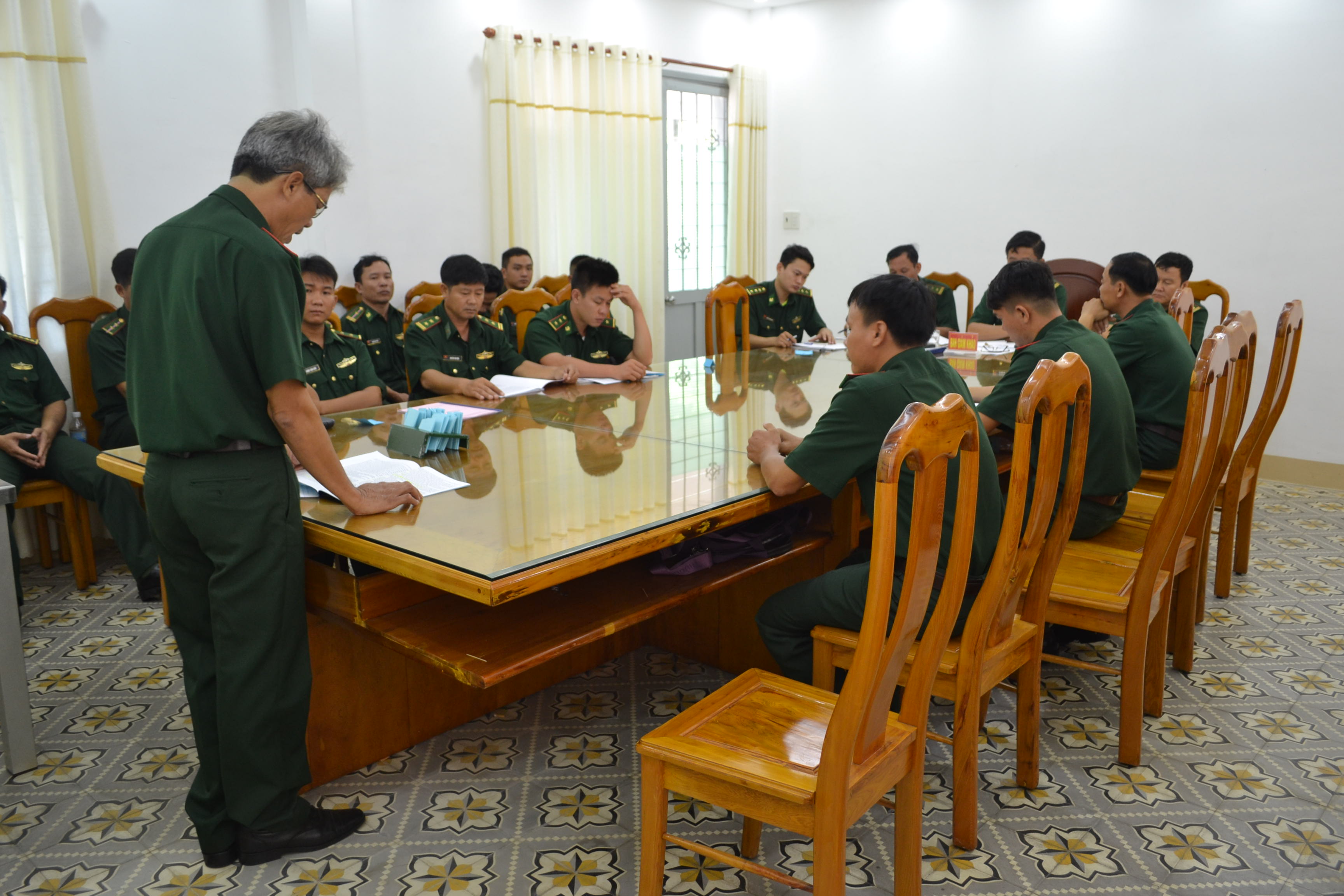 Chú trọng đổi mới hình thức, phương pháp giáo dục chính trị theo hướng sát thực và hiệu quả ở lực lượng bộ đội biên phòng tỉnh Khánh Hòa 
