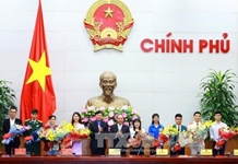 Thủ tướng Nguyễn Xuân Phúc gặp mặt 10 gương mặt trẻ Việt Nam tiêu biểu, triển vọng