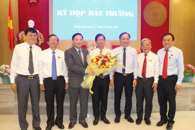 Ông Nguyễn Tấn Tuân được bầu giữ chức Chủ tịch UBND tỉnh Khánh Hòa