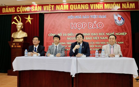 Hội Nhà báo Việt Nam: Công bố 10 điều Quy định đạo đức nghề nghiệp 