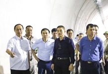 Thứ trưởng Bộ Giao thông vận tải Lê Đình Thọ kiểm tra dự án cao tốc Nha Trang - Cam Lâm