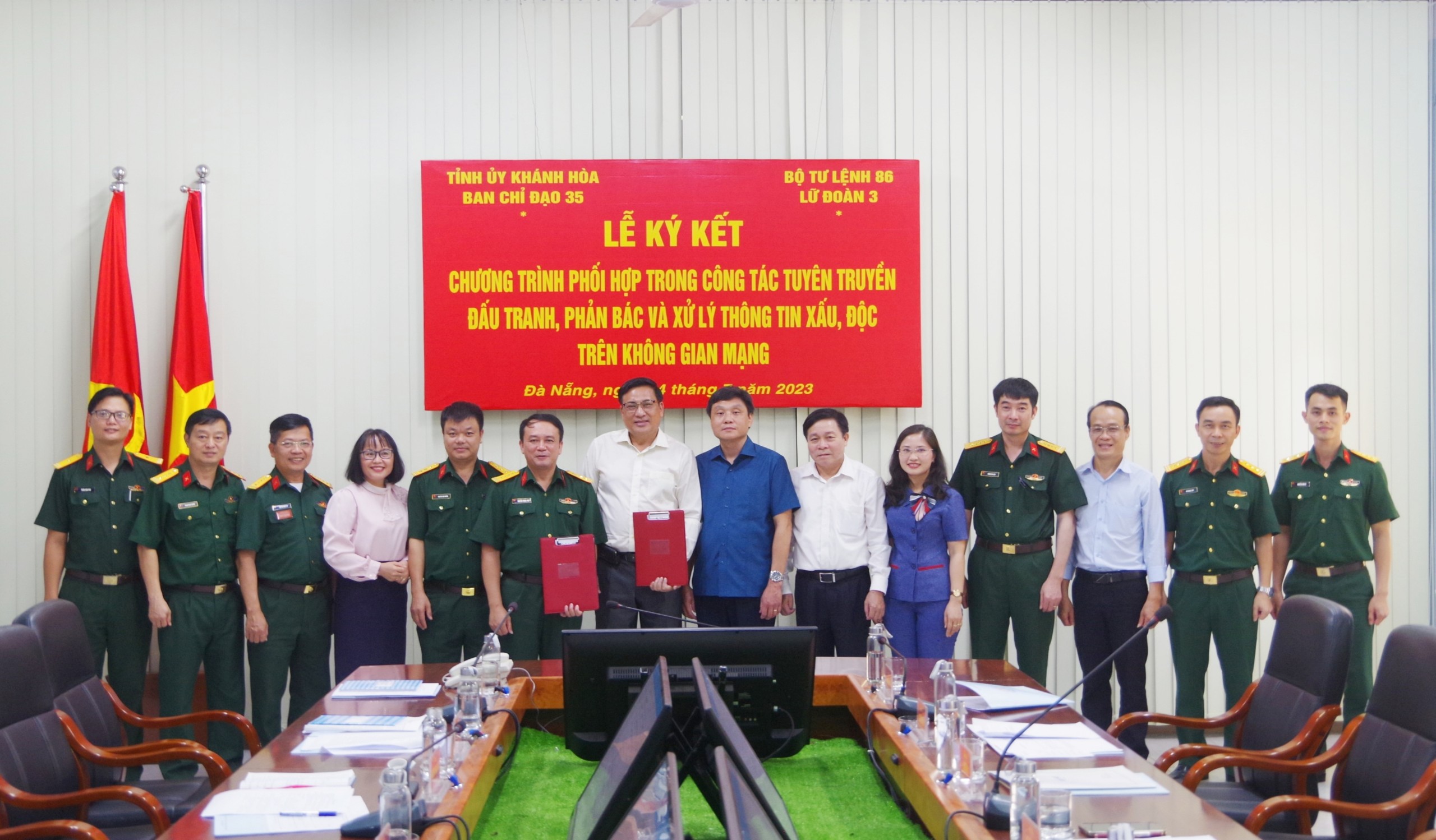 Ban Chỉ đạo 35 Tỉnh ủy Khánh Hòa kết Chương trình phối hợp với Lữ đoàn 3, Bộ Tư lệnh 86 (thuộc Bộ Quốc phòng)