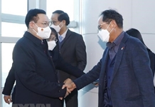 Chủ tịch Quốc hội Vương Đình Huệ đến Seoul, bắt đầu thăm chính thức Hàn Quốc