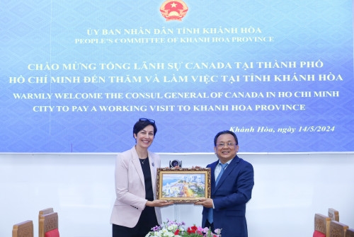 Lãnh đạo tỉnh Khánh Hòa tiếp Tổng Lãnh sự Canada tại TP. Hồ Chí Minh