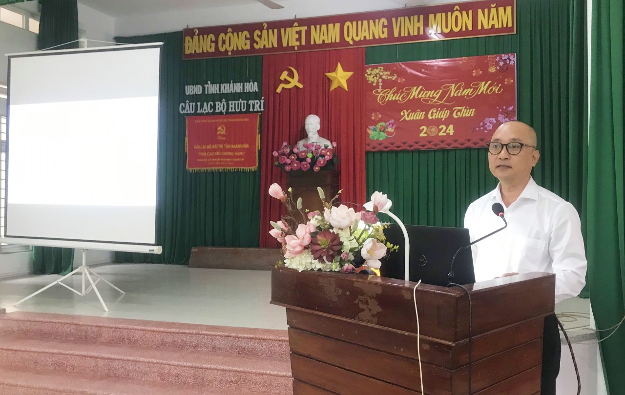 Câu lạc bộ Hưu trí tỉnh Khánh Hòa tổ chức Hội nghị thông tin thời sự cho cán bộ hưu trí 