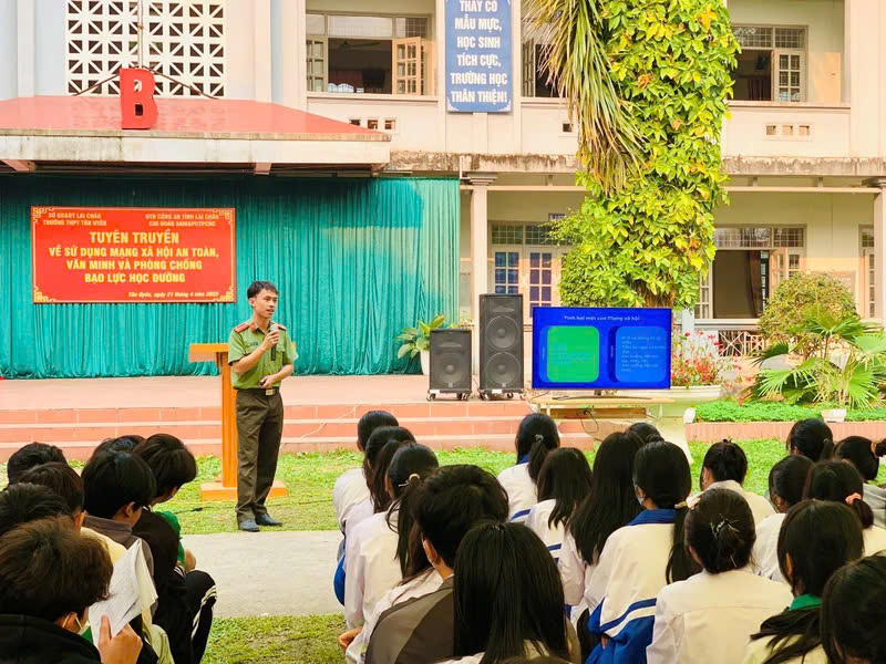 Bảo vệ quyền của nữ giới trên không gian mạng