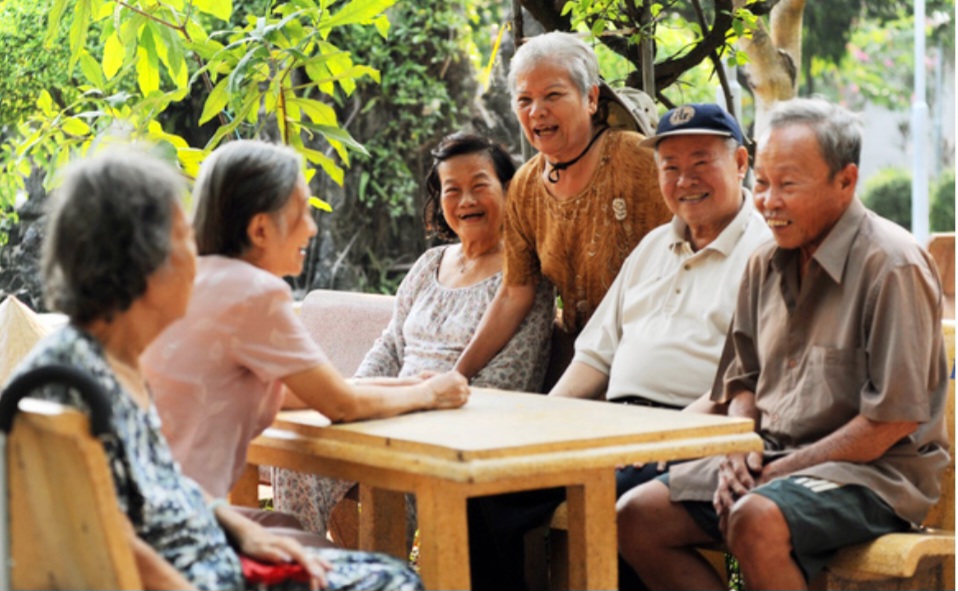Bảo đảm an sinh xã hội cho người cao tuổi trong bối cảnh đẩy mạnh xây dựng và hoàn thiện Nhà nước pháp quyền xã hội chủ nghĩa Việt Nam hiện nay