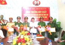 Khen thưởng đột xuất các tập thể, cá nhân bắt giữ 3 đối tượng truy nã đặc biệt trong vụ khủng bố ở Đắk Lắk