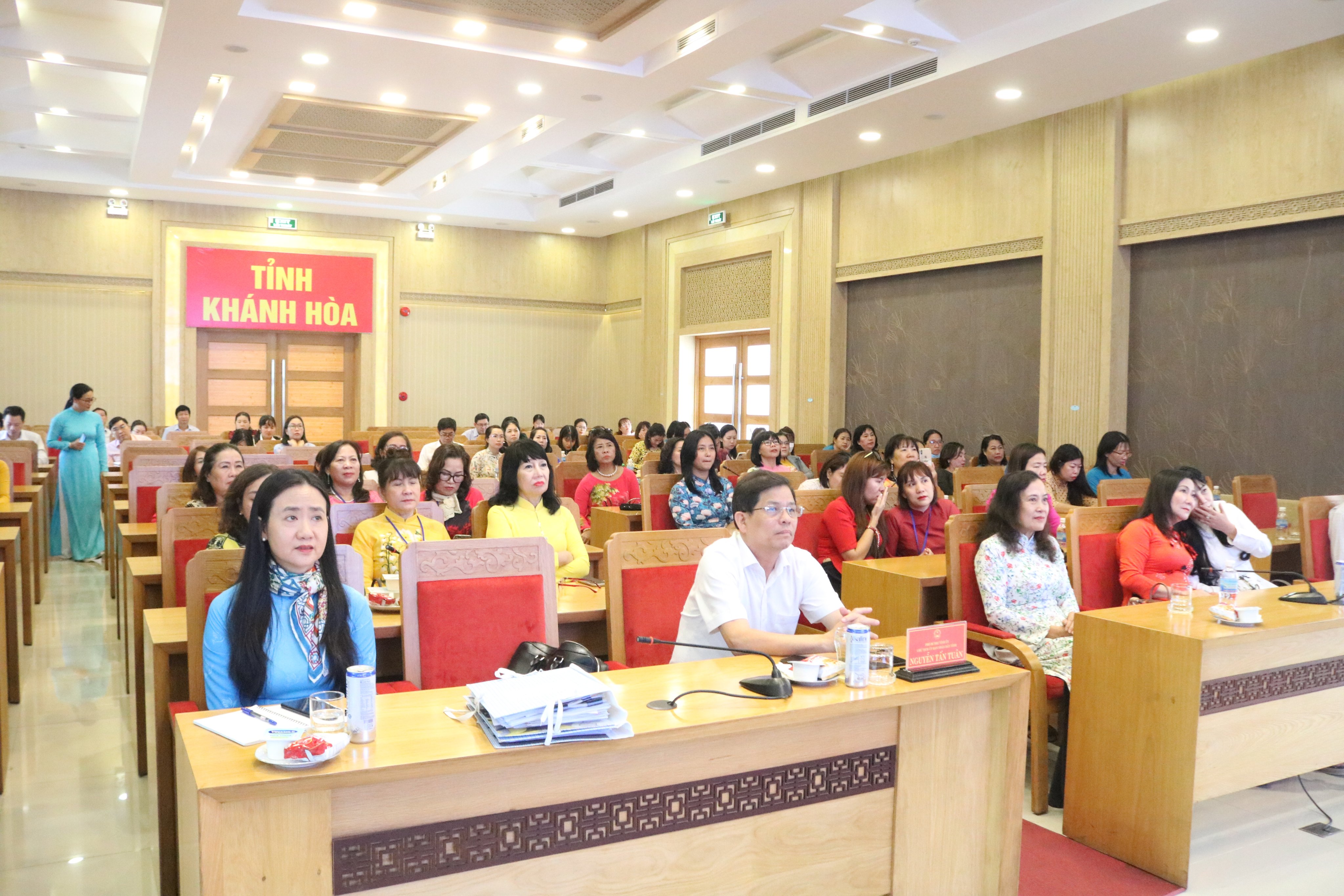 Hội nghị đối thoại giữa Thủ tướng Chính phủ với phụ nữ Việt Nam
