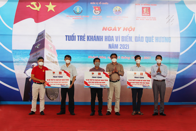 Ngày hội "Tuổi trẻ Khánh Hòa vì biển, đảo quê hương"