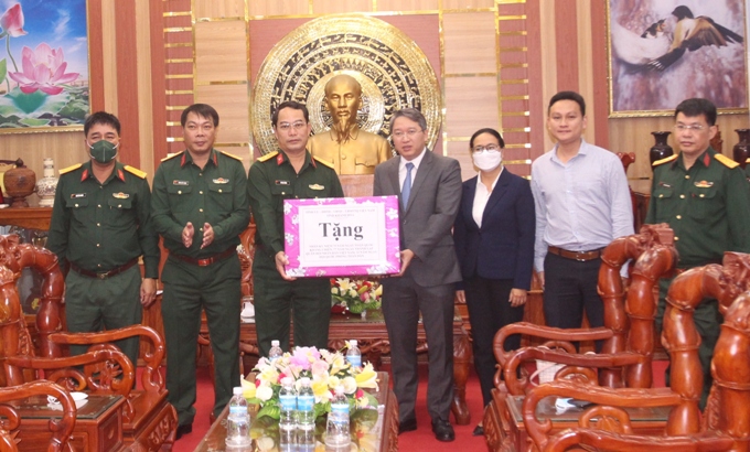 Bí thư Tỉnh ủy Khánh Hòa Nguyễn Hải Ninh thăm các đơn vị quân đội