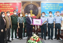 Ông Trần Ngọc Thanh thăm các đơn vị quân đội