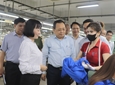 Phó Chủ tịch Thường trực UBND tỉnh Lê Hữu Hoàng làm việc với các doanh nghiệp tại Khu công nghiệp Suối Dầu