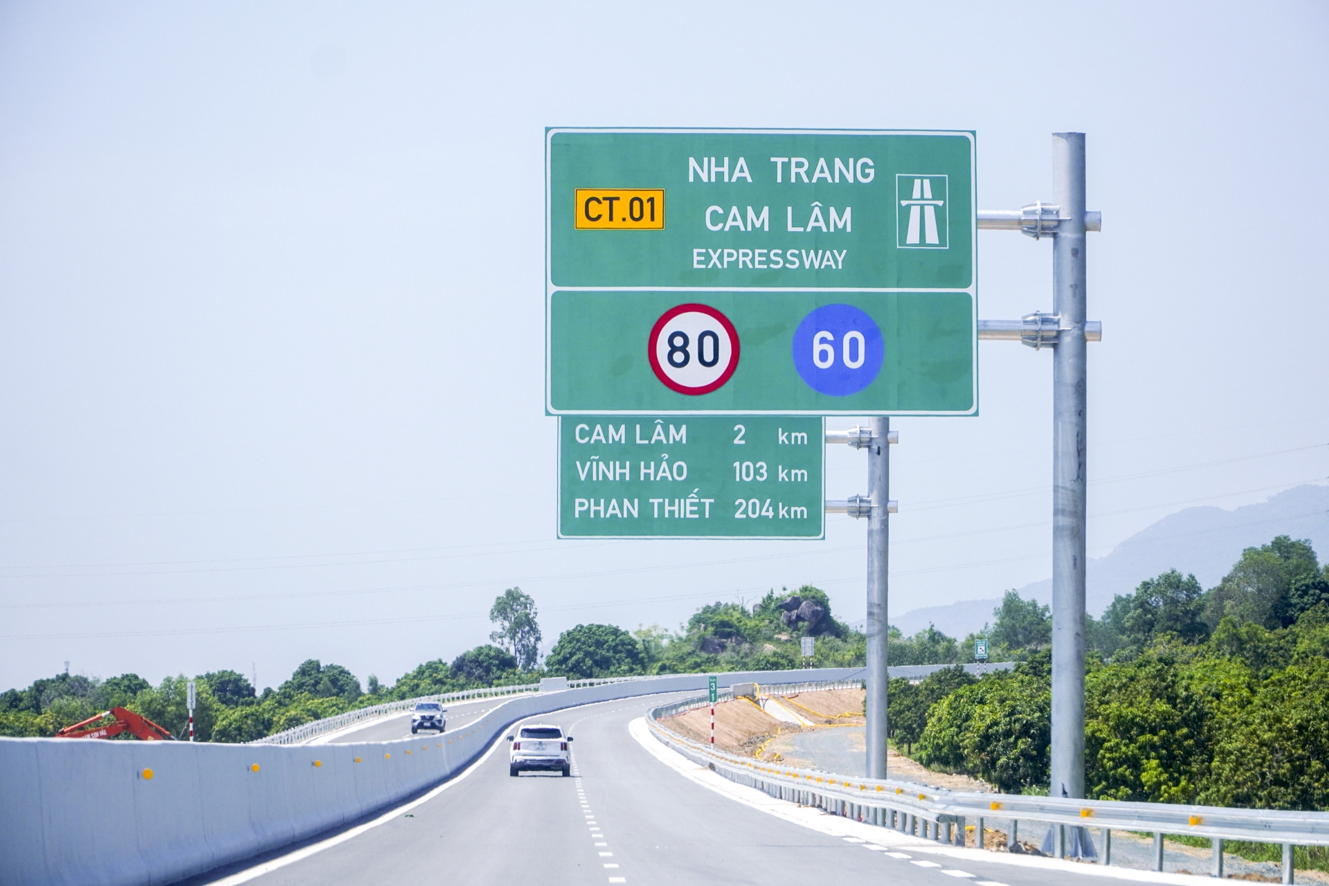 Thông xe cao tốc Nha Trang - Cam Lâm