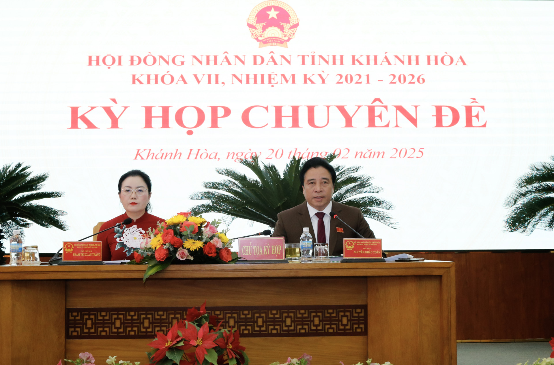 Kỳ họp chuyên đề HĐND tỉnh Khánh Hòa khóa VII: Thông qua 8 nghị quyết về sắp xếp, tinh gọn các cơ quan chuyên môn của tỉnh