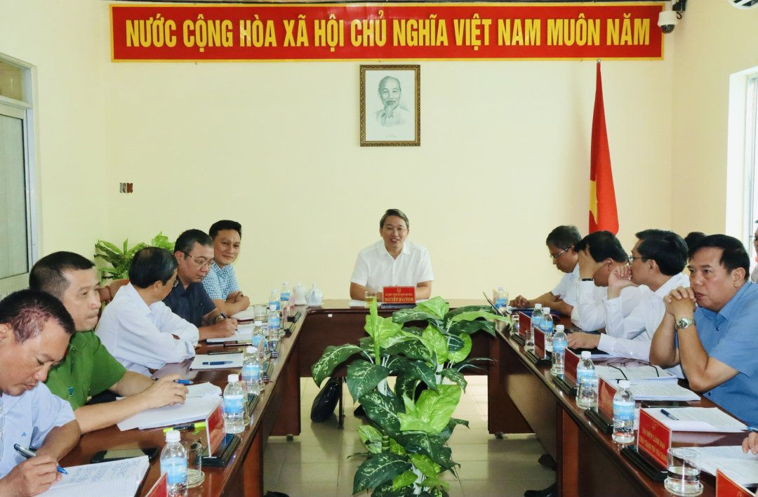 Bí thư Tỉnh ủy Nguyễn Hải Ninh tiếp công dân định kỳ tháng 9
