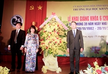 Trường Đại học Khánh Hòa khai giảng khóa 6 và kỷ niệm ngày Nhà giáo Việt Nam