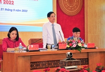 Chủ tịch UBND tỉnh Nguyễn Tấn Tuân đối thoại với thanh niên
