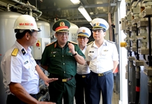 Thượng tướng Phạm Hoài Nam - Thứ trưởng Bộ Quốc phòng kiểm tra Nhà máy X52