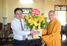 Phó Bí thư Thường trực Tỉnh ủy Nguyễn Khắc Toàn thăm Ban Trị sự Giáo hội Phật giáo Việt Nam huyện Diên Khánh