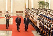  Thủ tướng Lý Cường chủ trì Lễ đón Thủ tướng Phạm Minh Chính thăm chính thức Trung Quốc 