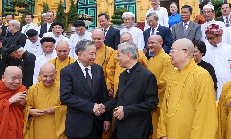 Phản bác những đánh giá sai lệch về Sách trắng “Tôn giáo và chính sách tôn giáo ở Việt Nam”