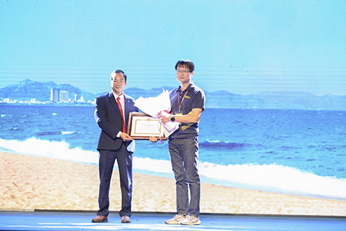 Khai mạc Giải chạy VnExpress Marathon Marvelous Nha Trang 2022