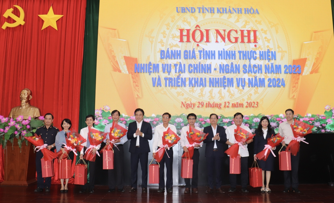 Khánh Hòa:  Năm 2023, thu ngân sách đạt 18.107 tỷ đồng