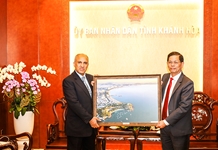 Chủ tịch UBND tỉnh Nguyễn Tấn Tuân tiếp Đại sứ Ả-rập Xê-út tại Việt Nam