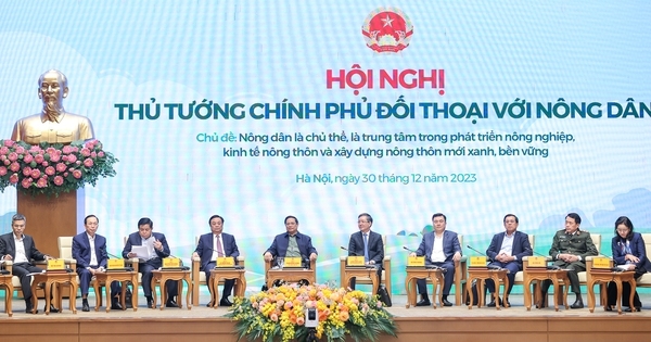 Thủ tướng Chính phủ Phạm Minh Chính đối thoại với nông dân